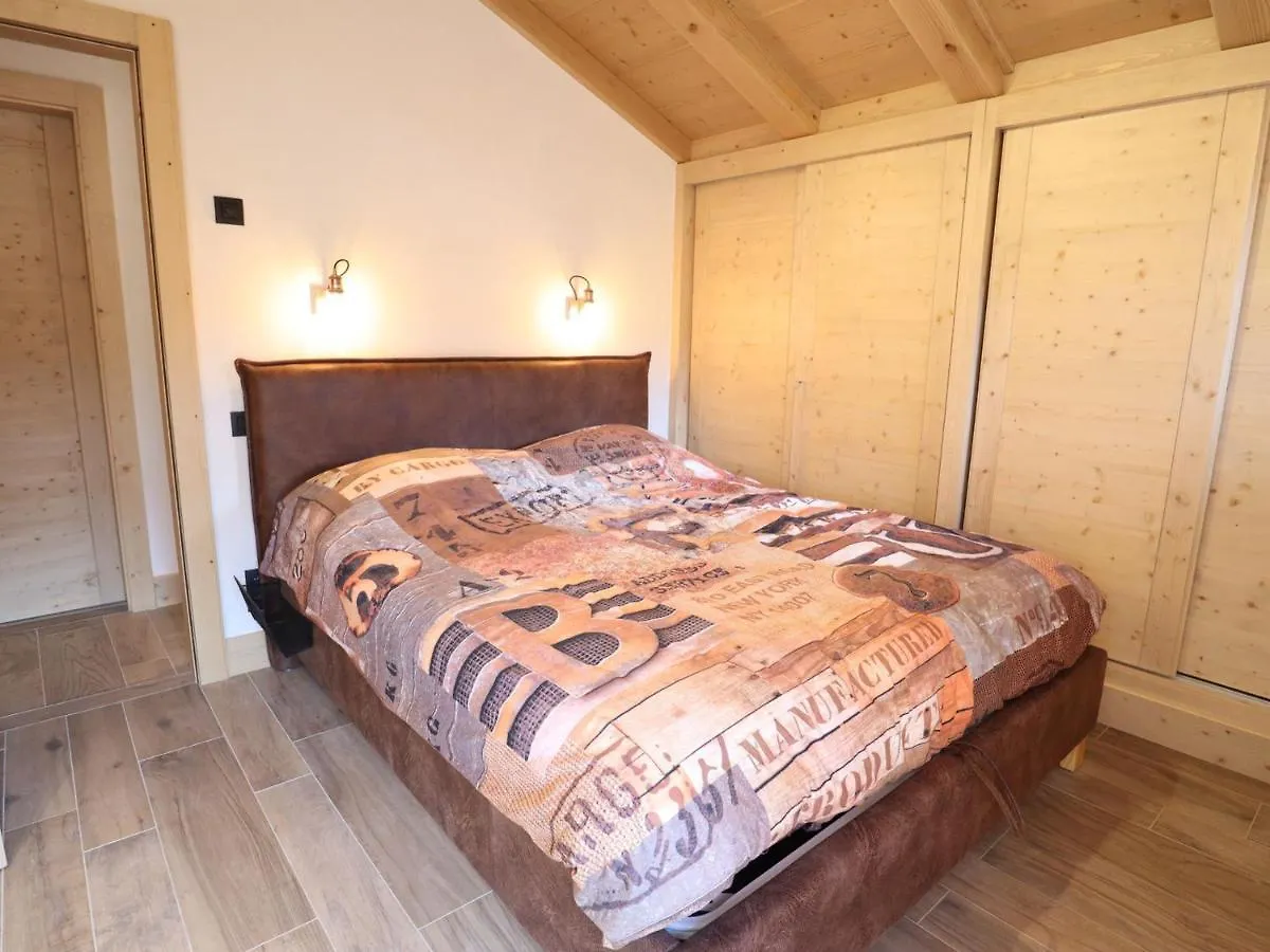 Chalet Neuf Expose Plein Sud A 600M Des Pistes Avec Terrasse Et Parking - Fr-1-623-299 Les Gets