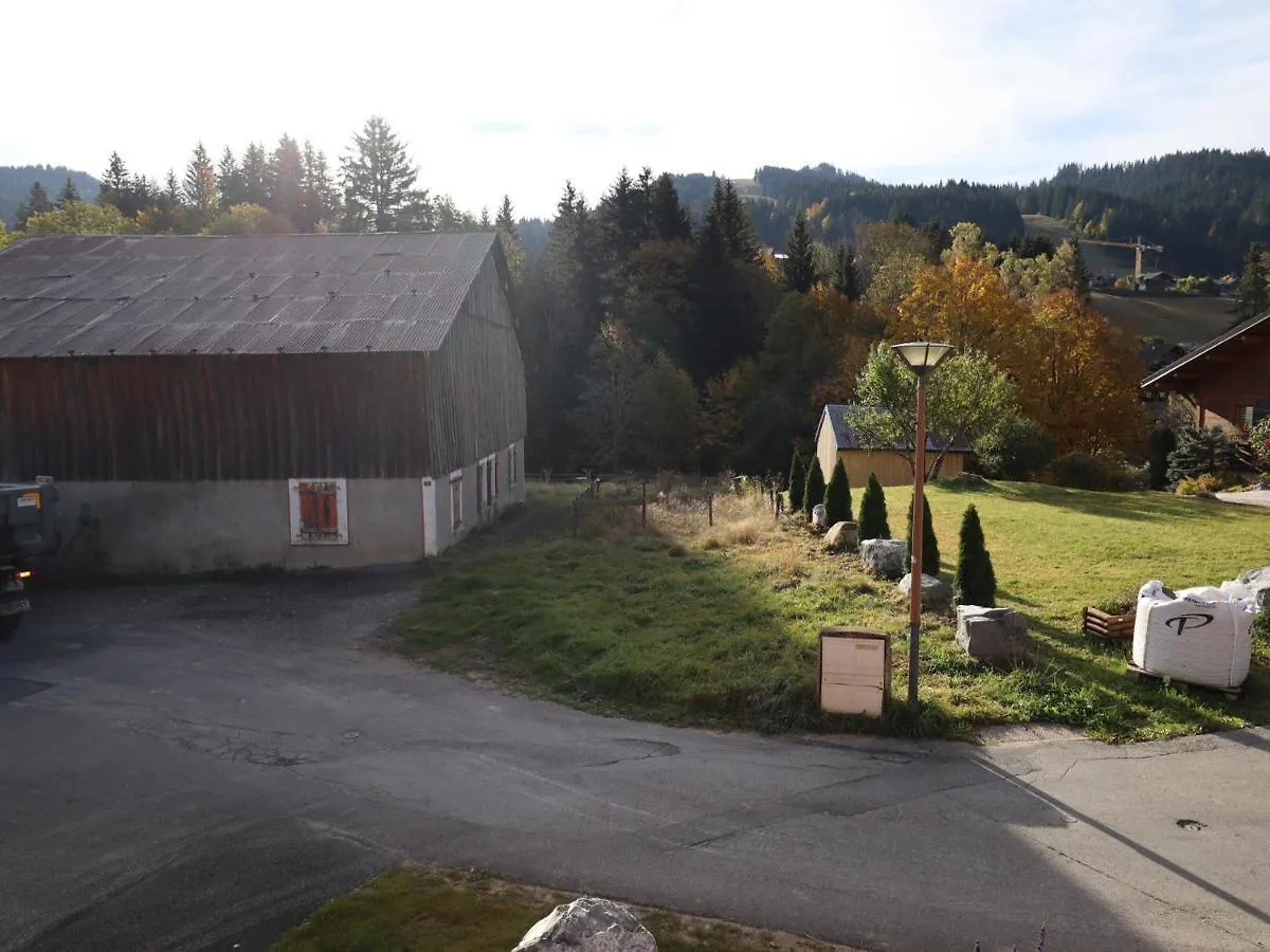 Chalet Neuf Expose Plein Sud A 600M Des Pistes Avec Terrasse Et Parking - Fr-1-623-299 Les Gets 0*,  France